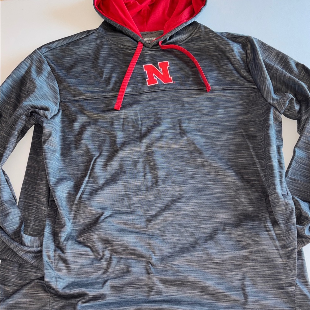 NEBRASKA GRAY HOODIE NWT SIZE Large Huskers N HOODIE LARGE NEW